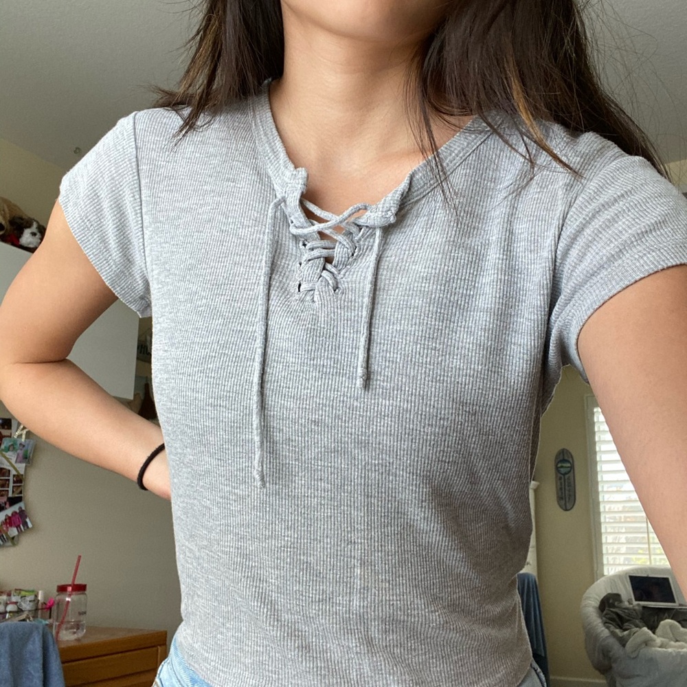 Brandy Melville gray crop top